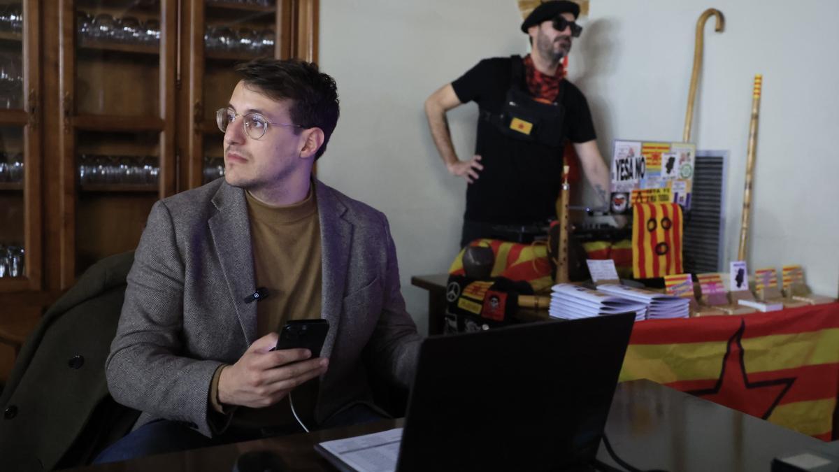 Jorge Pueyo (CHA), durante la campaña del 8F.