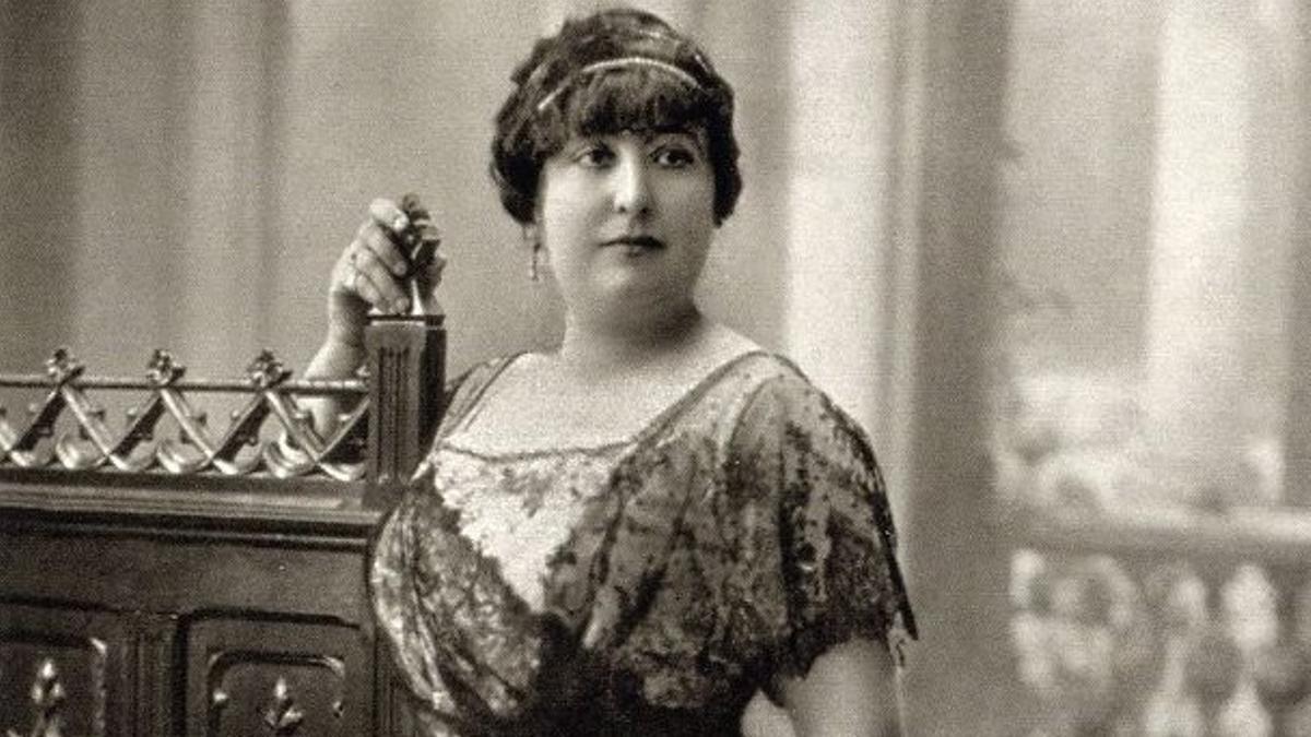 Carmen de Burgos: ¡Guerra a la guerra!