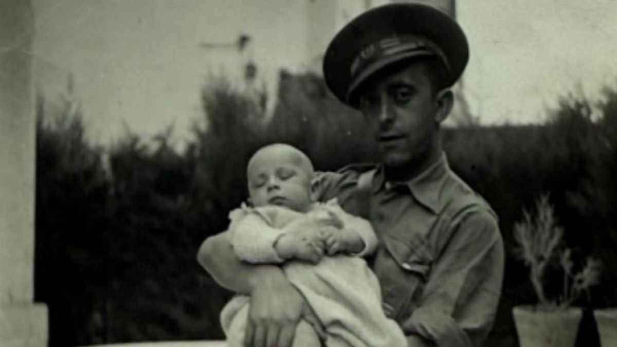 Retrato del abuelo y el padre del autor del texto.