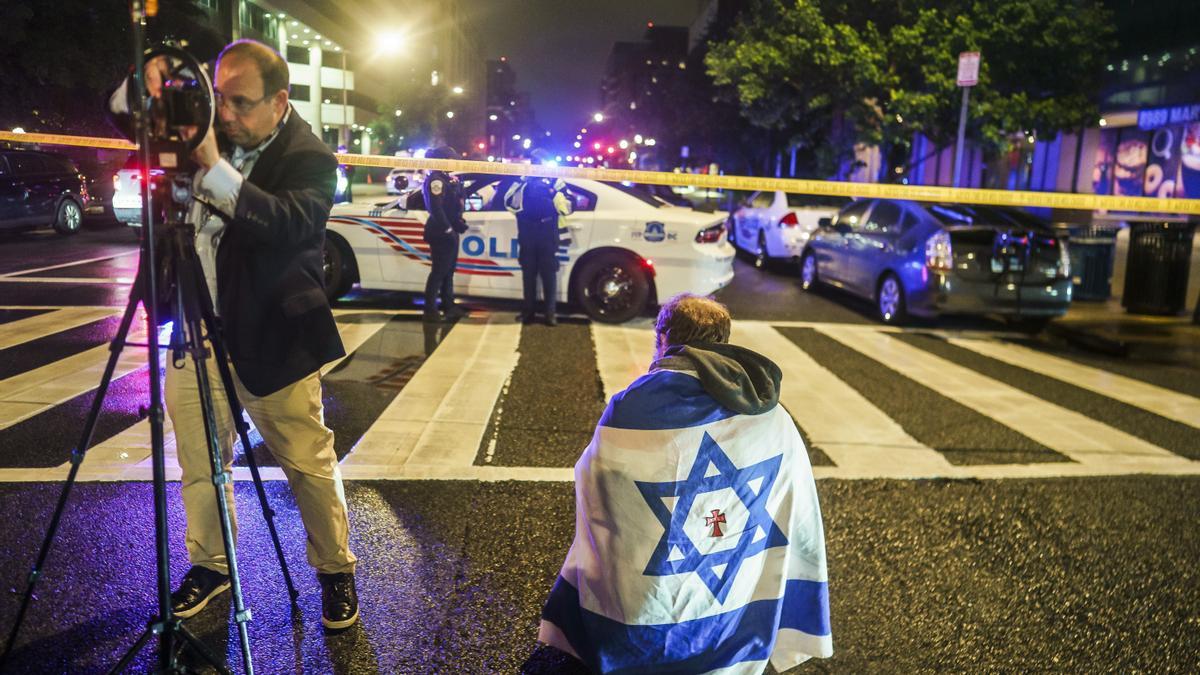 Asesinan a tiros dos empleados de la embajada israelí de EEUU ante el Museo Judío de Washington