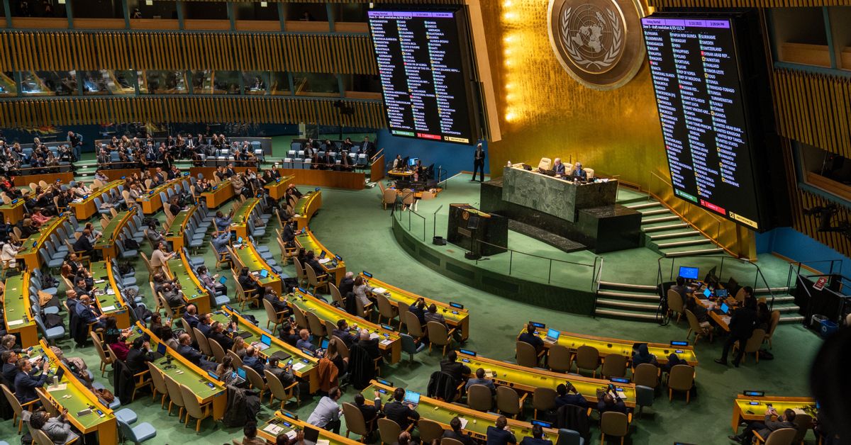 La Asamblea General de la ONU amplía los derechos de Palestina y llama ...