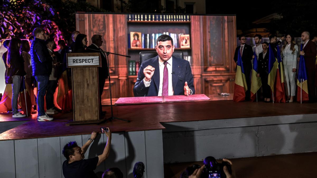 El candidato ultra Simion se impone en Rumania y logra más del 40% de los votos en primera vuelta