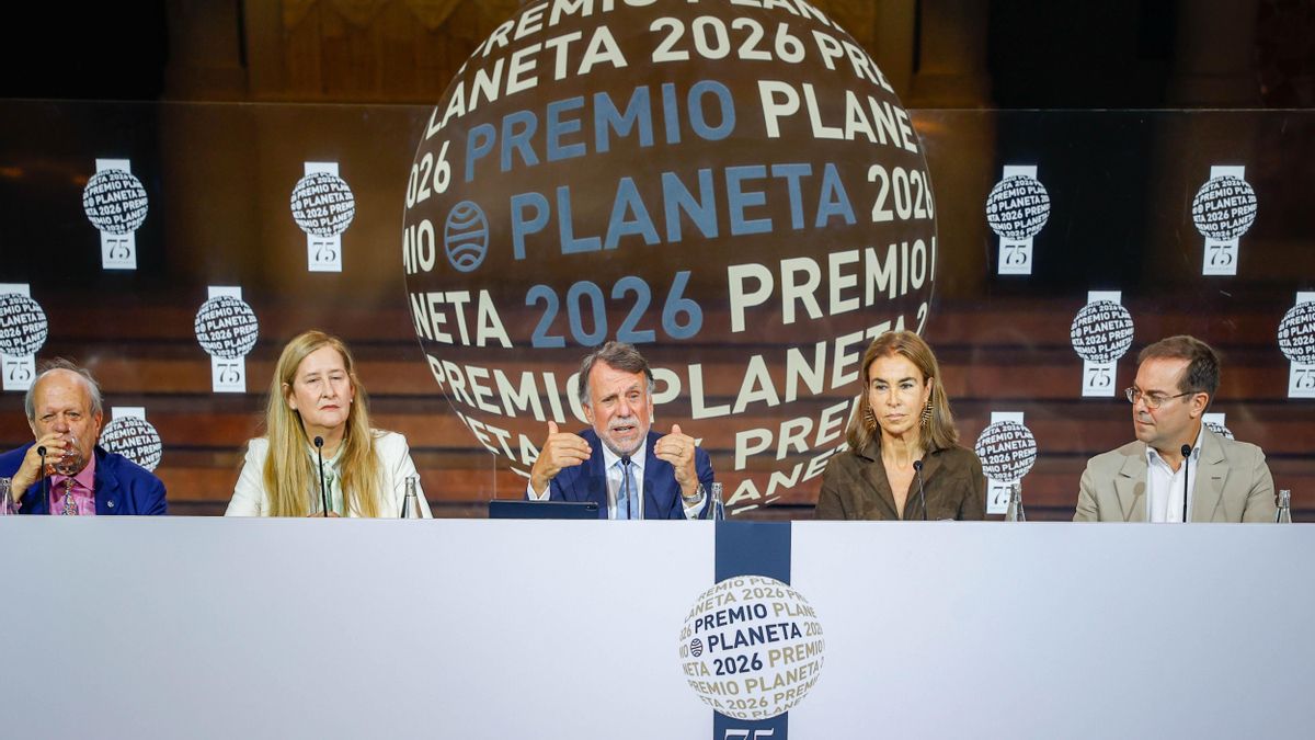 Planeta se defiende de las críticas por premiar a figuras televisivas: "Las cifras de ventas nos avalan"