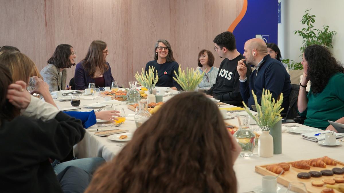 DemocraZia con Z en la presentación del proyecto ante los medios