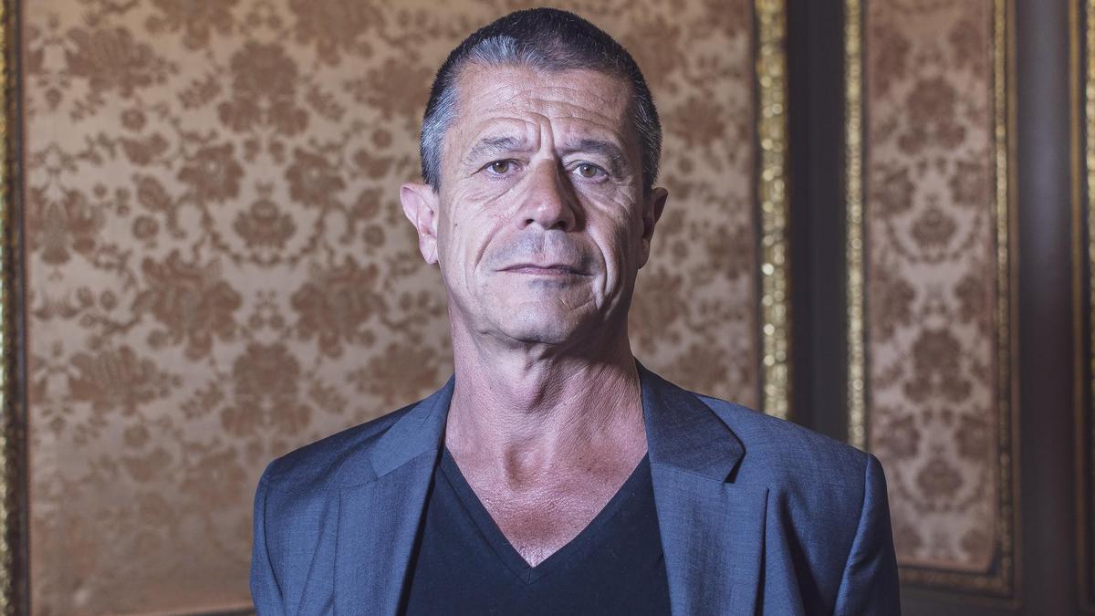 Emmanuel Carrère, escritor”