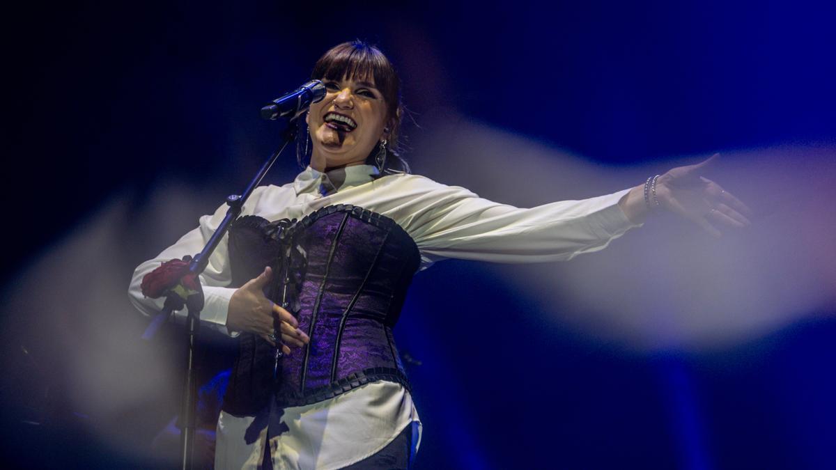 Los Latin Grammy homenajearán a Rozalén como 