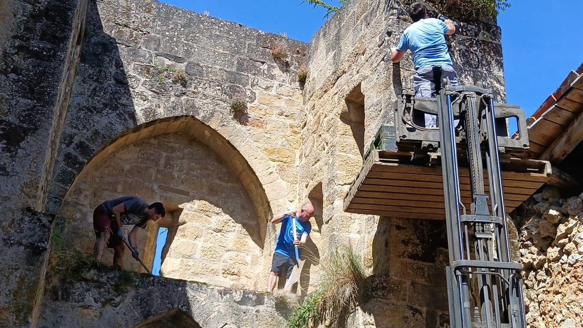 Del ‘auzolan’ a la hacendera: los pueblos que preparan el monte antes de los incendios