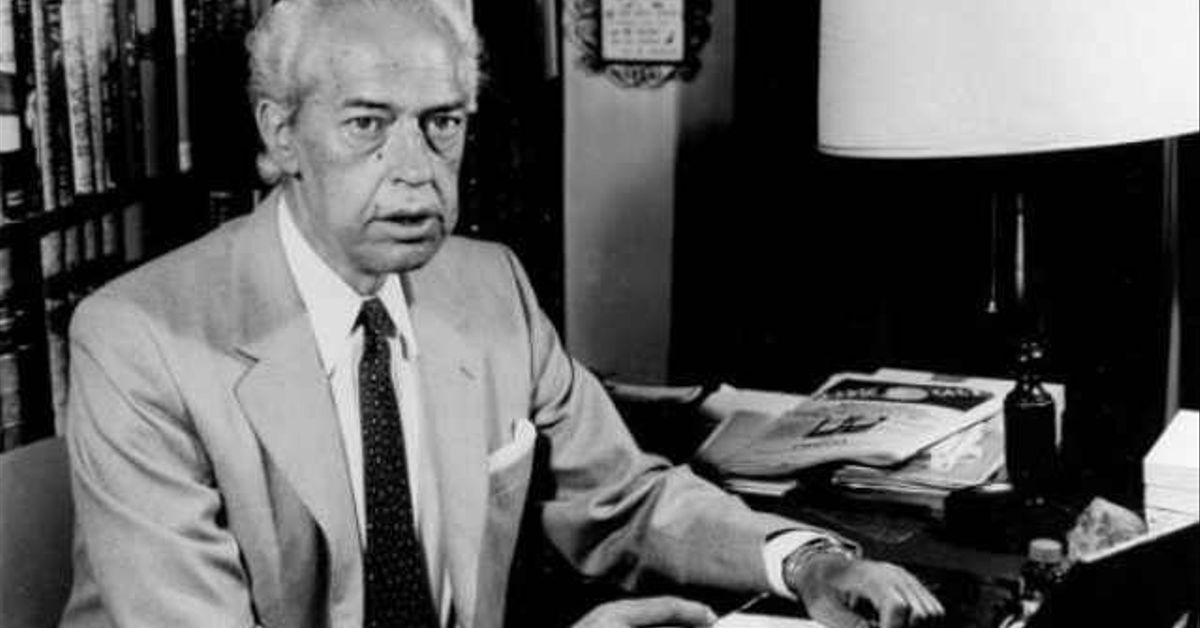 Gaya Nuño, ni cautivo ni callado, autor de la mejor novela sobre la guerra de Marruecos