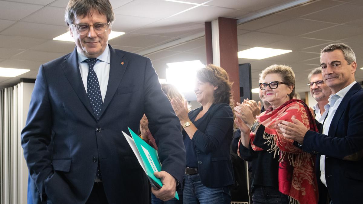 Puigdemont pide al Constitucional la suspensión inmediata de su orden de detención