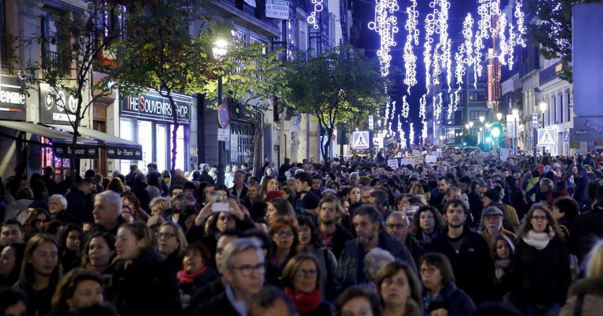 Miles de personas claman contra la violencia machista en Madrid: "No ...
