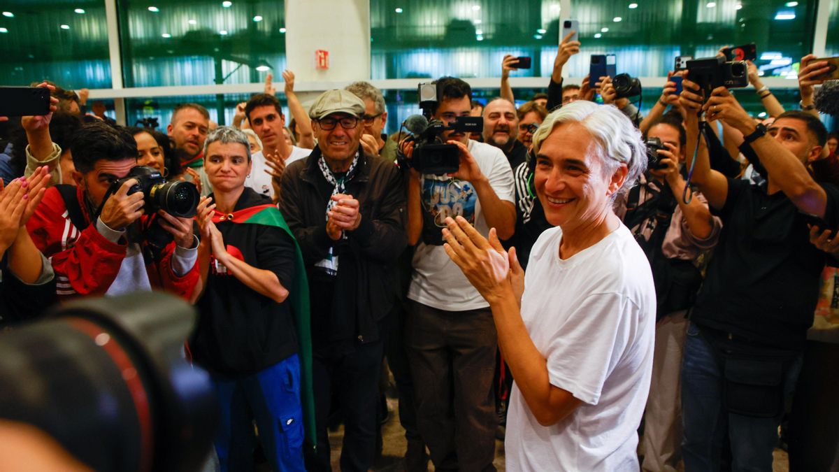 Ada Colau agita las quinielas de un Frente Amplio que ya tiene nombre pero todavía busca candidato