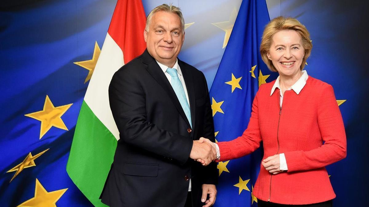 Viktor Orbán y Ursula von der Leyen.