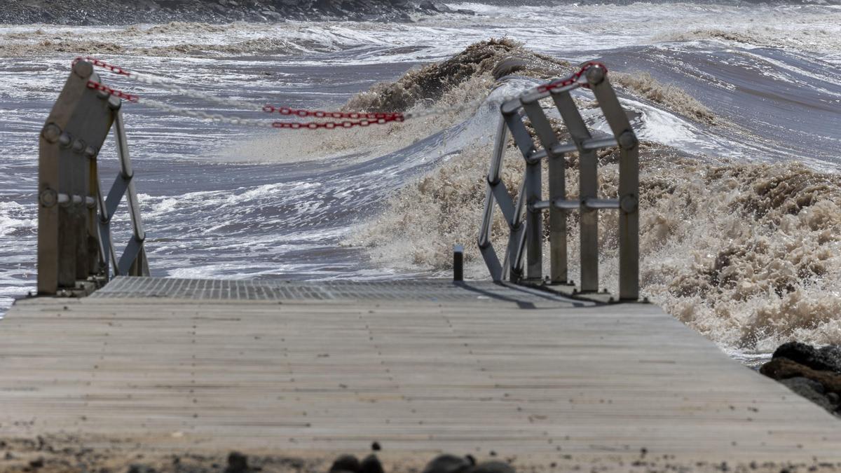 El Gobierno canario activa la alerta por riesgo de inundaciones y desprendimientos