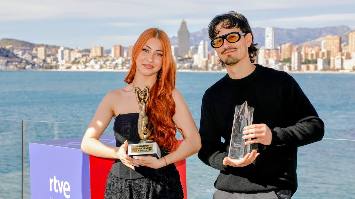 Los artistas ganadores del Benidorm Fest 2026, LUCYCALYS y Tony Grox, en el Mirador del Castillo, a 15 de febrero de 2026.