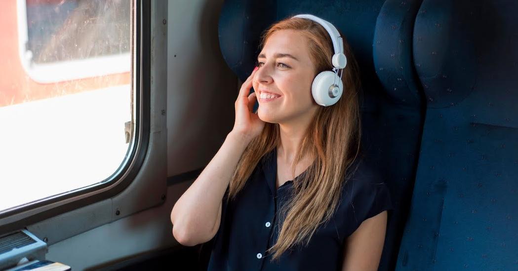Escuchar música puede aliviar el mareo en los viajes