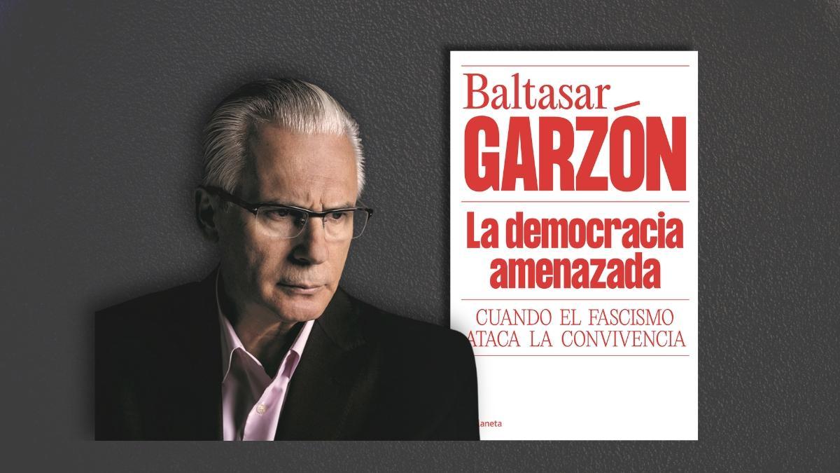 Baltasar Garzón publica su nuevo libro 'La democracia amenzada'.