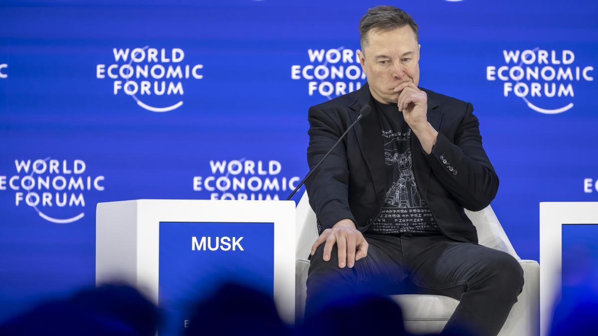 Elon Musk, director ejecutivo de SpaceX y xAI, habla en el Foro Económico Mundial, en Davos.
