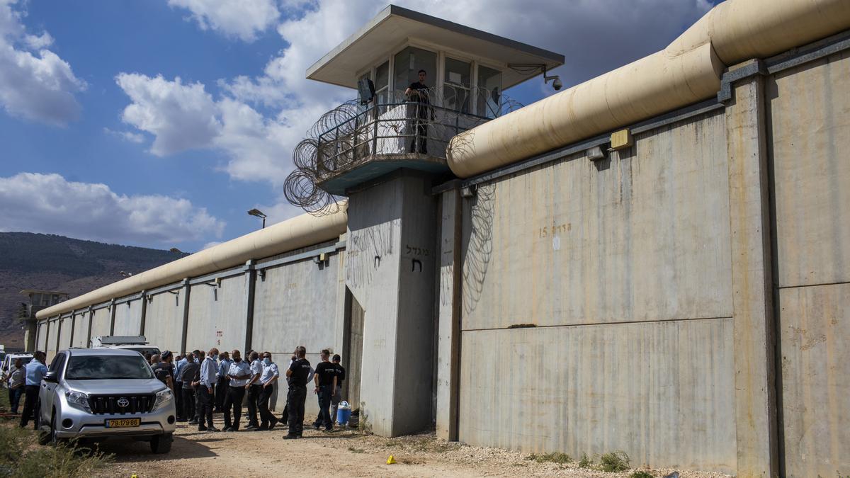 Israel reabre la cárcel subterránea sin luz natural donde retiene a palestinos sin cargos