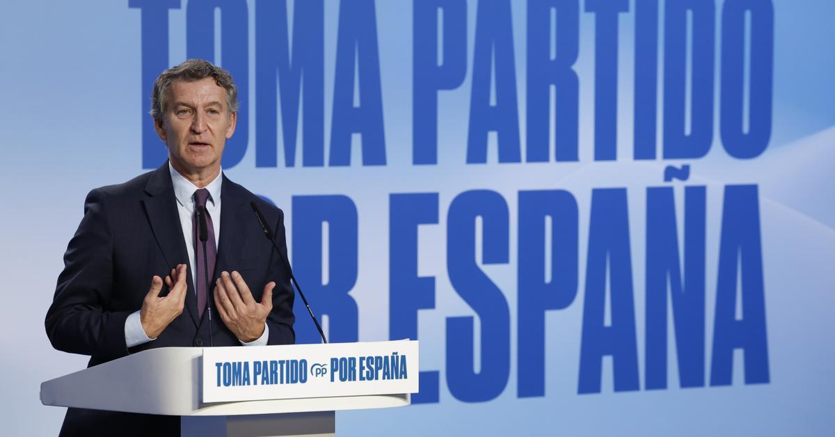 Feijóo recicla un lema de la Falange para defender su plan migratorio: "España es compartir valores y destino"