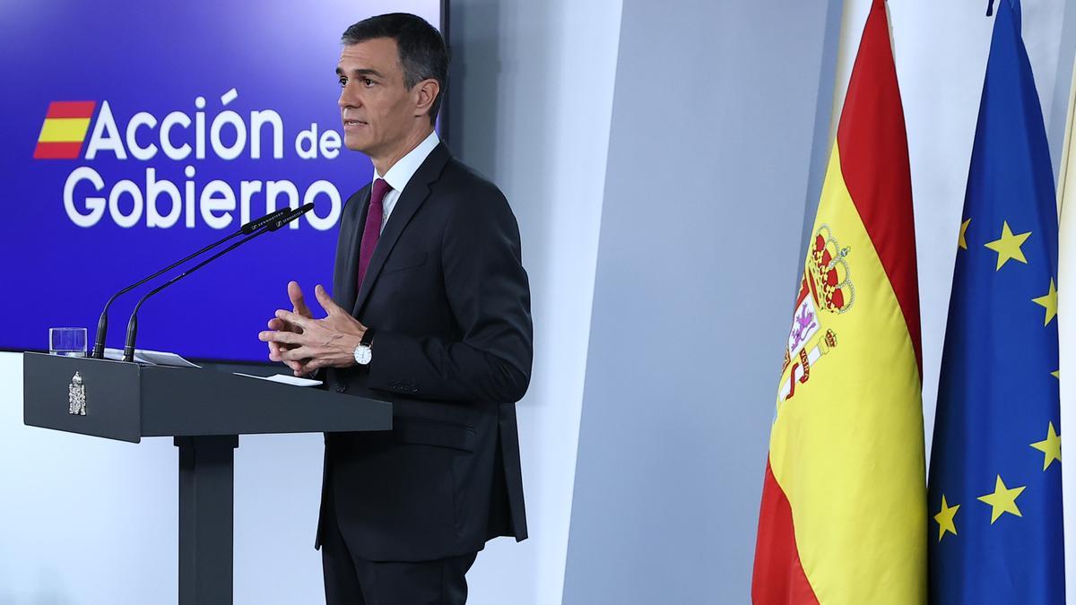 El presidente del Gobierno, Pedro Sánchez, este domingo en el Complejo de La Moncloa.
