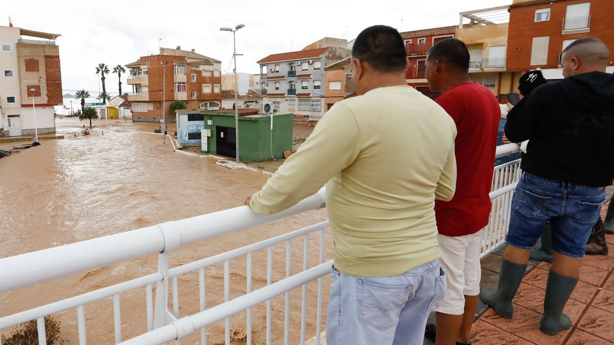 Efectos que las lluvias torrenciales han provocado en Los Alcázares, a 11 de octubre de 2025, en Los Alcázares, Murcia (España).