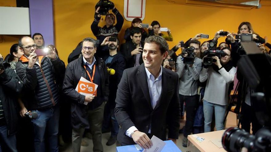 Albert Rivera pide una participación récord: "Para cambiar España hay que mojarse"