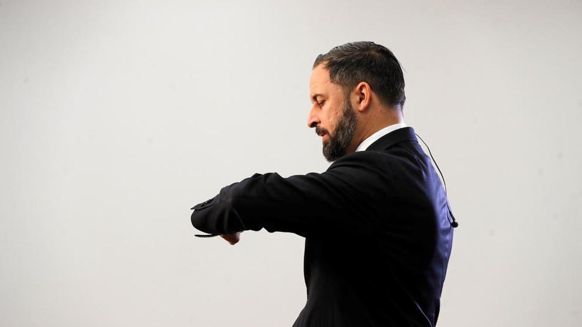 El líder de Vox, Santiago Abascal, a su llegada este martes al Congreso de los Diputados.