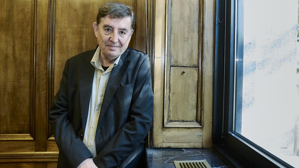 Luis García Montero en el Instituto Cervantes de Madrid en abril de 2026.