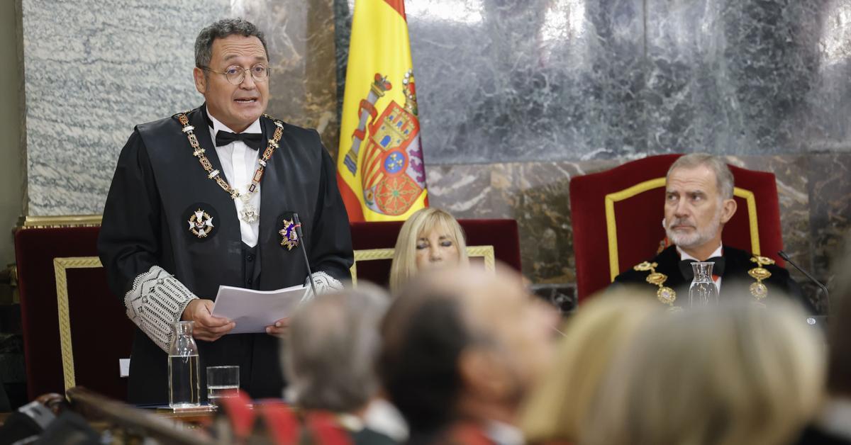 El juez rectifica y rebaja a la mitad la fianza al fiscal general, de 150.000 a 75.000
