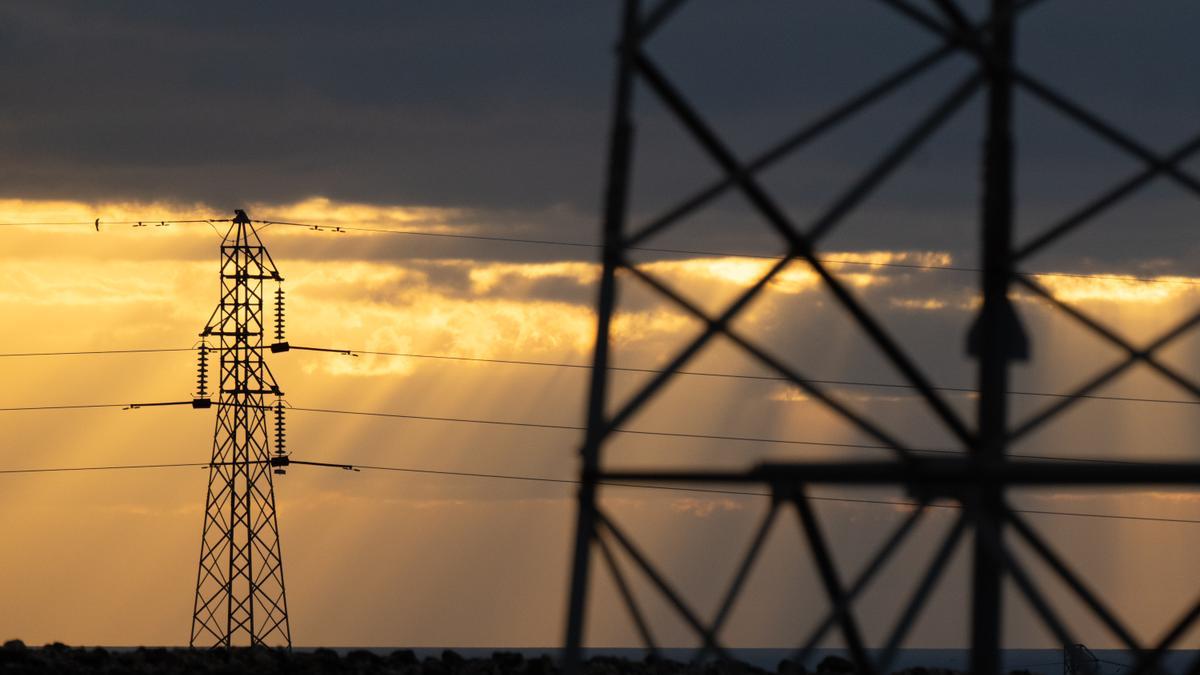 Qué es la inercia eléctrica que menciona Sánchez y por qué protagoniza el debate del apagón