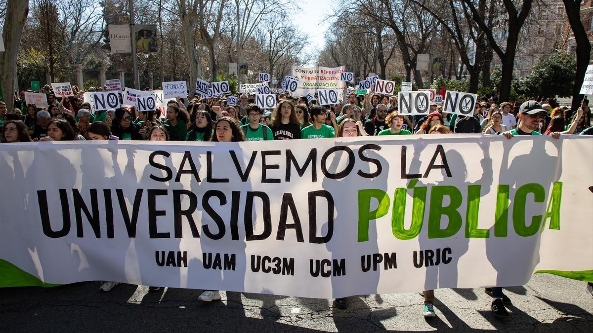 Solo cuatro comunidades restringen que haya cargos de la universidad privada en gobiernos de la pública