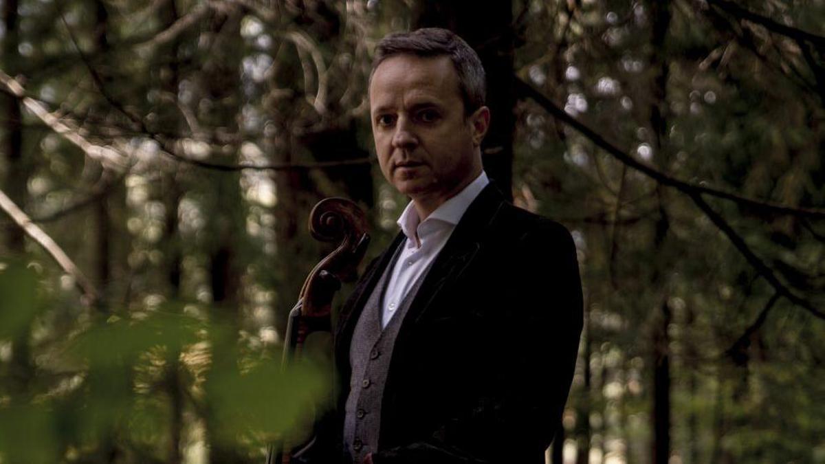 Marc Coppey es uno de los más grandes chelistas en Europa