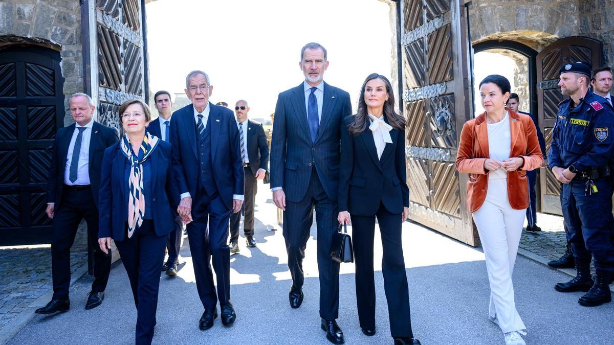 Los reyes homenajean a los republicanos españoles deportados a Mauthausen