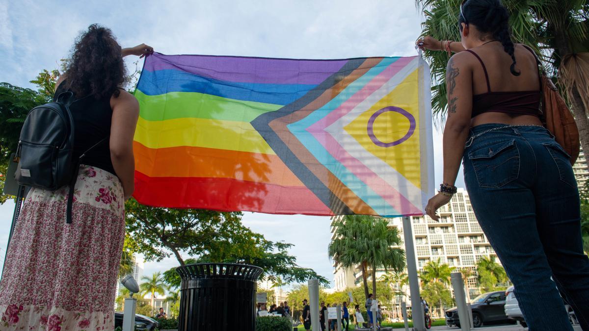Archivo - Bandera LGTBIQ+.
