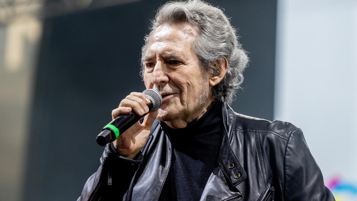 Miguel Ríos en el concierto 'Rock por Valencia' en diciembre de 2024