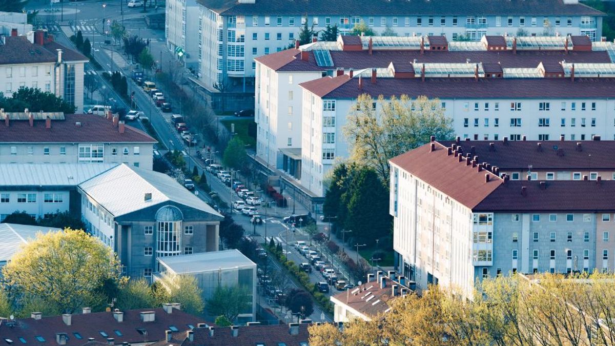 Casi 600 pisos protegidos pasaron al sector privado por la vía rápida en la última década en Galicia