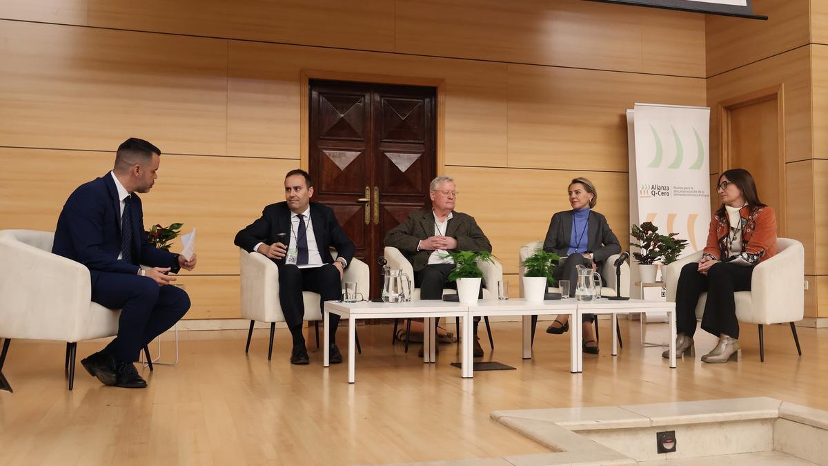 La Alianza Q-Cero presenta un decálogo para electrificar la industria española: inversión para crear y modernizar redes y una fiscalidad razonable