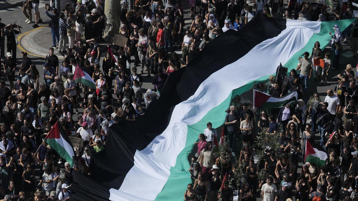 Más de 600 entidades y sindicatos convocan una manifestación por Palestina y contra el "genocidio" de Israel.
