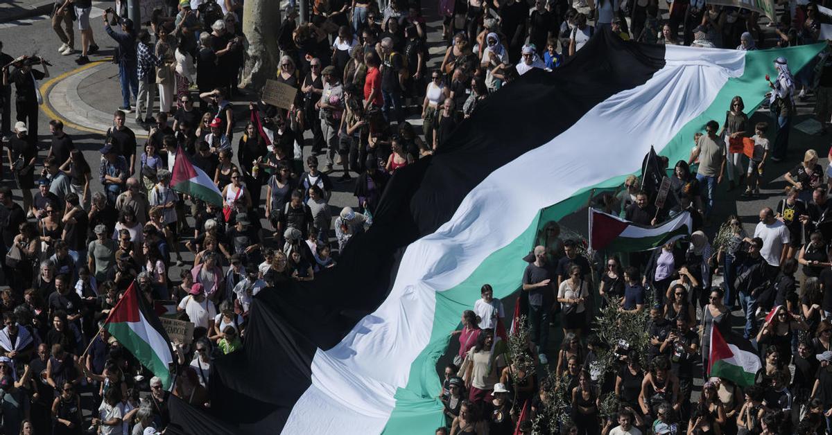 Miles de personas se vuelcan en su apoyo a Palestina y el fin de la guerra en Gaza en diferentes manifestaciones