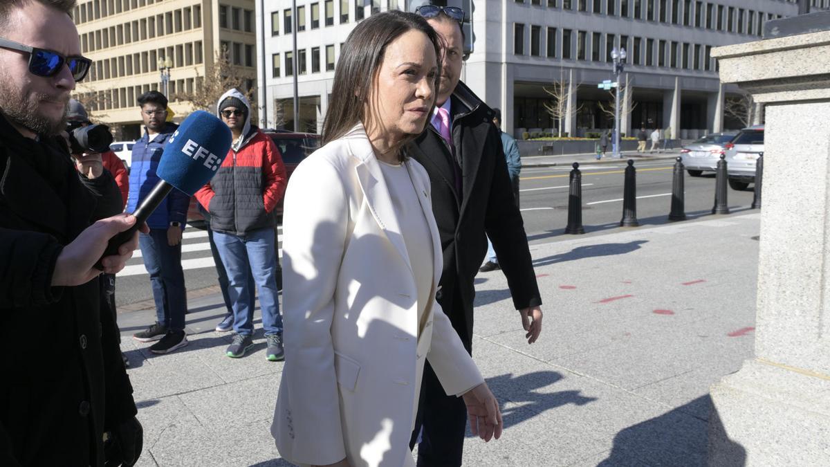 La líder opositora venezolana y Premio Nobel de la Paz, María Corina Machado, llega a la Casa Blanca este jueves.