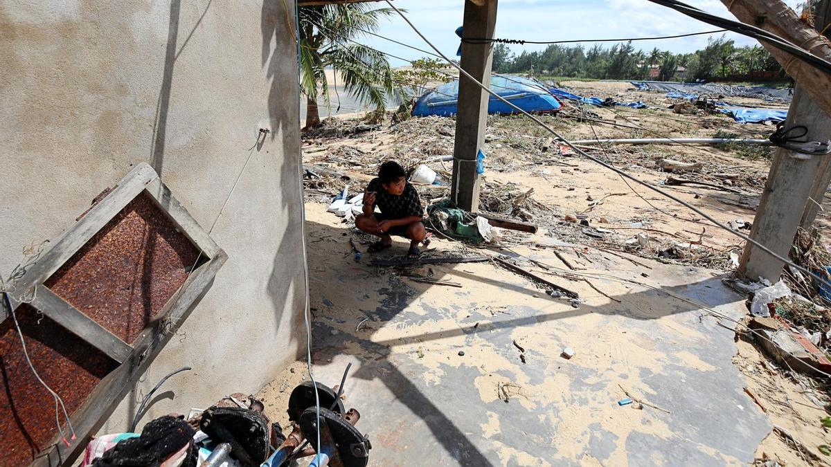 El tifón Kalmaegi deja 188 muertos a su paso por Filipinas y comienza a degradarse a depresión tropical