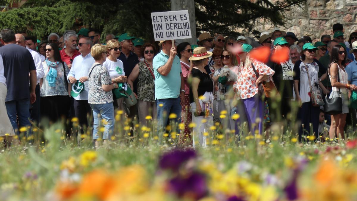 Varias asociaciones denuncian a Renfe y al alcalde de Vigo por el recorte de frecuencias del AVE en Sanabria