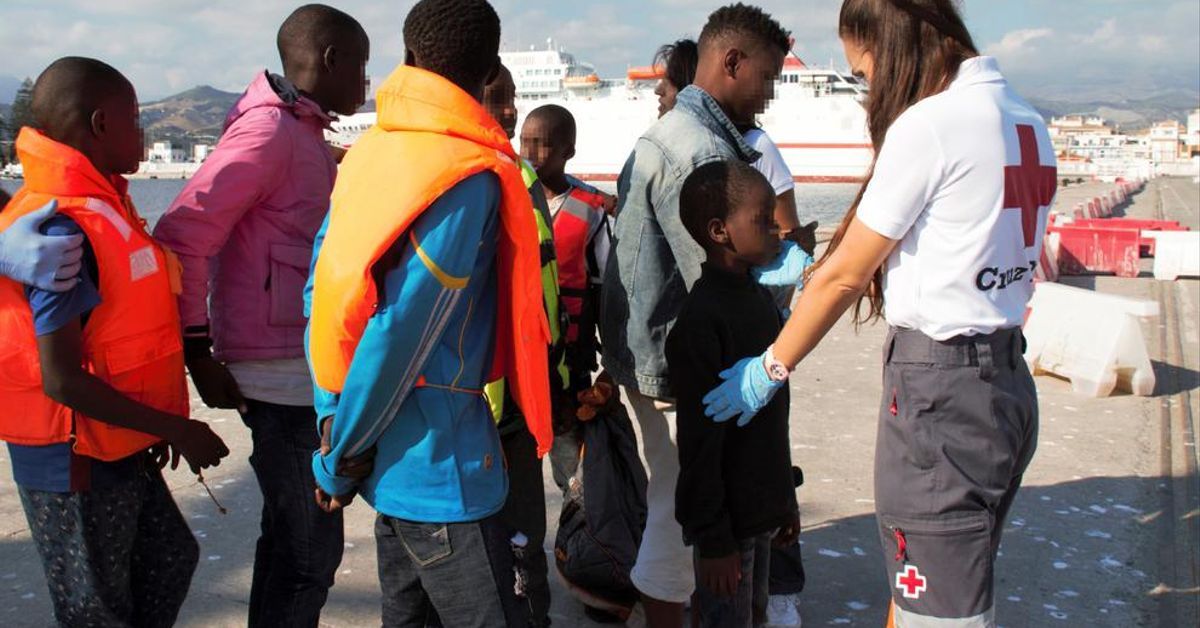 El BOE publica el último decreto para la reubicación de menores migrantes entre autonomías