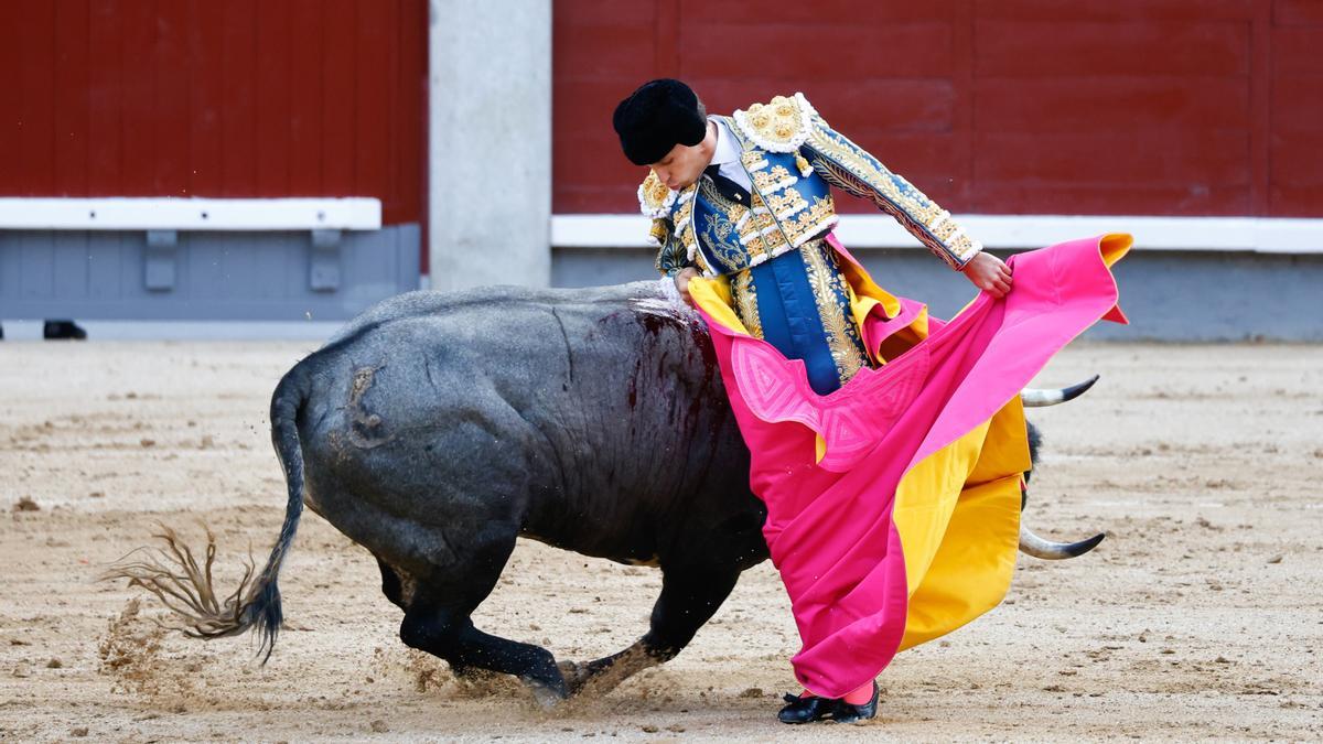 Ginés Marín en la plaza de toros de las Ventas a 17 de Mayo de 2024 en Madrid