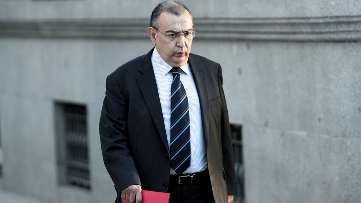 El excomisario García Castaño señala a un policía exasesor de Cospedal como el autor del Informe PISA contra Podemos.