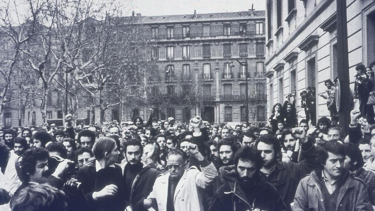 Concentración por la  legalización del PCE en 1976.