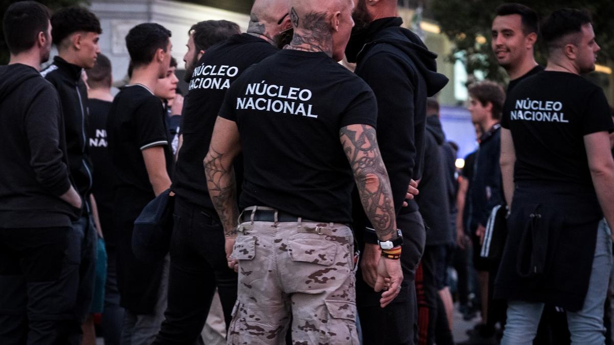 El desembarco neonazi en Barcelona, la serpiente de mil cabezas