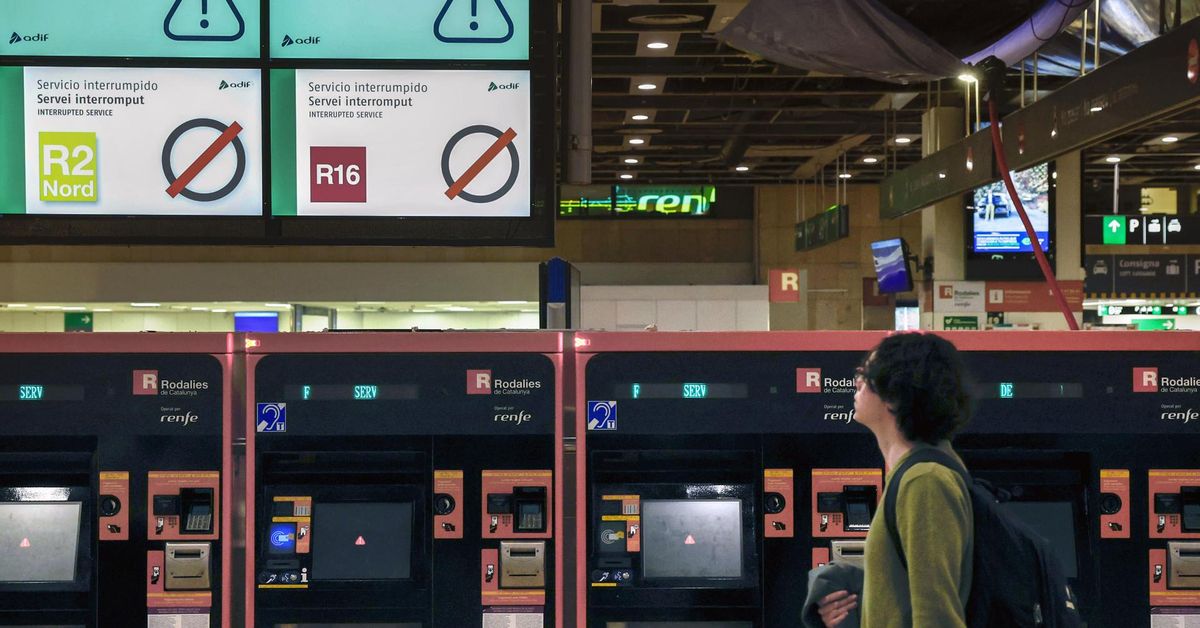 Renfe y Adif suspenden el tráfico de trenes de Rodalies en Cataluña a ...