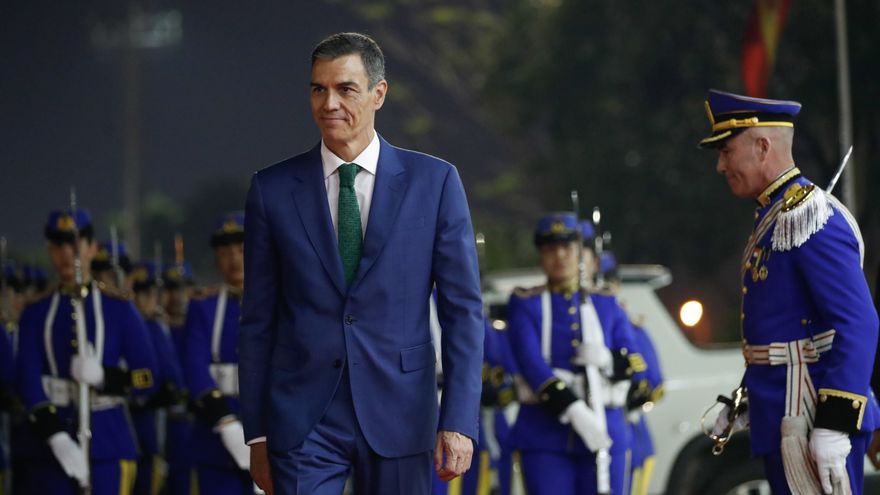El Gobierno mira con esperanza el otoño tras las votaciones del Congreso y el 'caso Montoro'