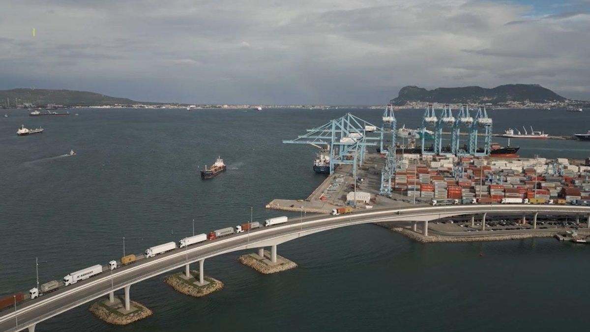 El principal puerto de España lleva seis meses sin escáner para detectar droga y armas